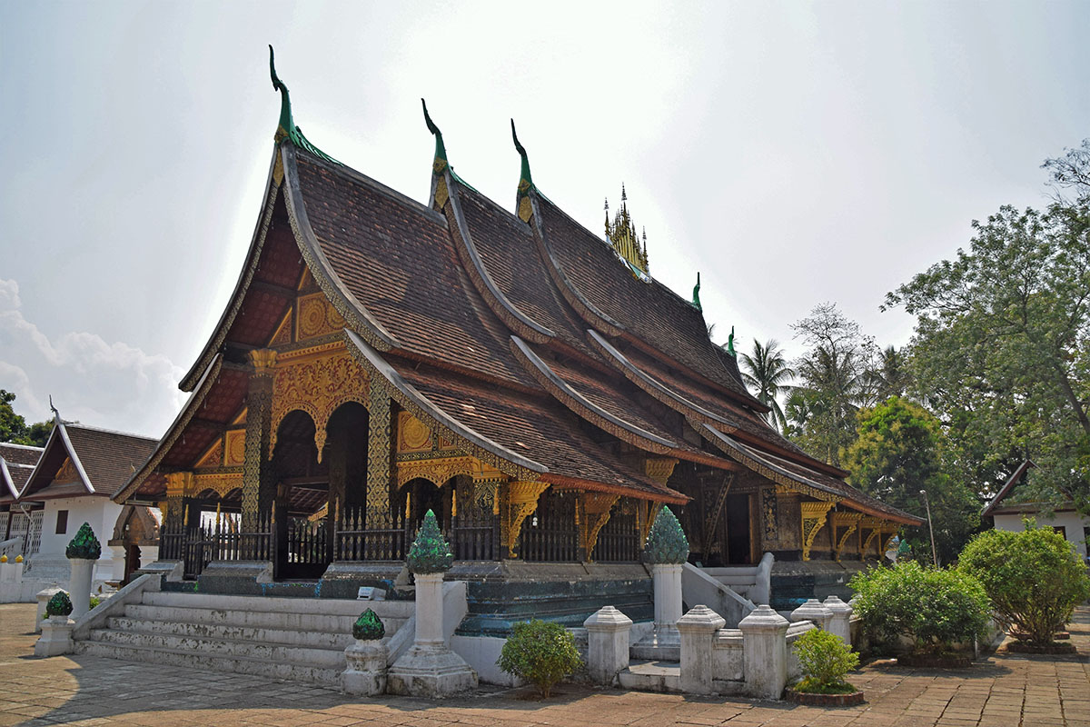 In Laos zijn vele tempels, zoals hier in Luang Prabang.