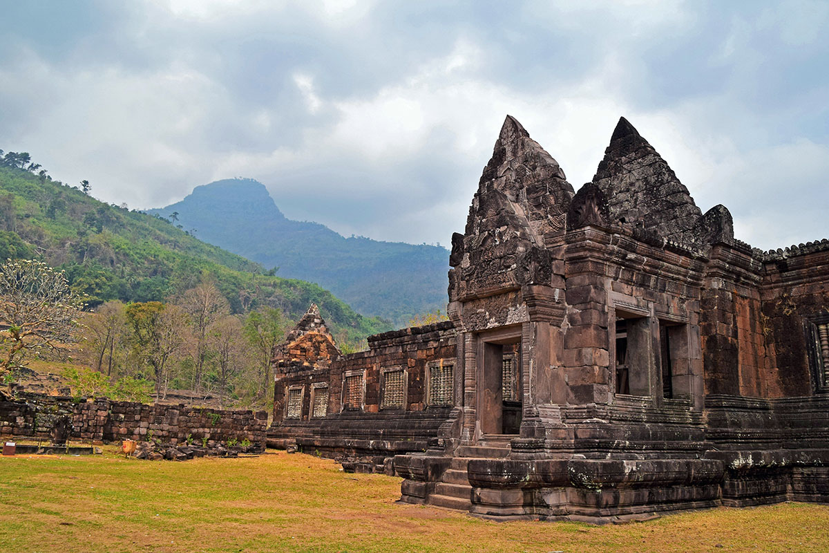 Bij de Wat Phu is het heerlijk rustig.