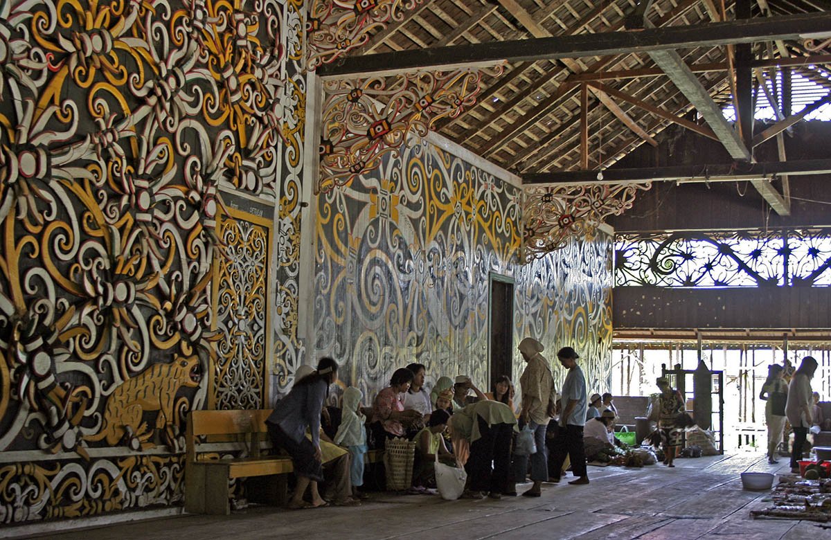 fraai interieur van houten gebouw in Samarinda.