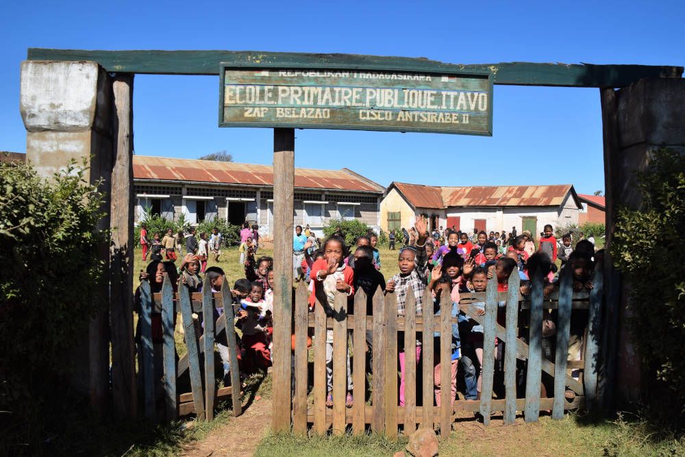 Schoolplein in Antsirabe, Madagaskar