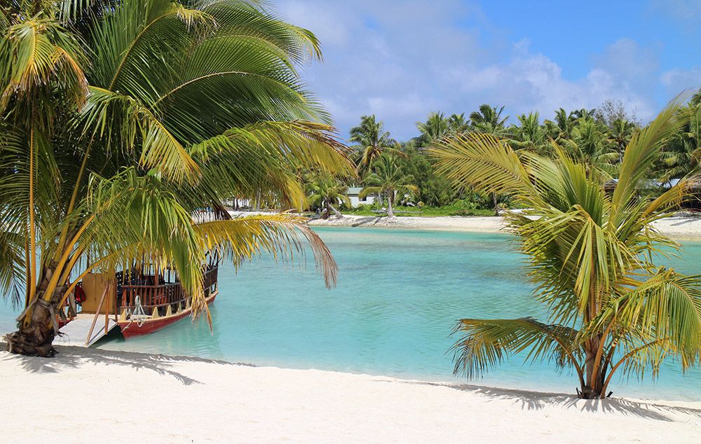 Strand ergens op Aitutaki, Cookeilanden