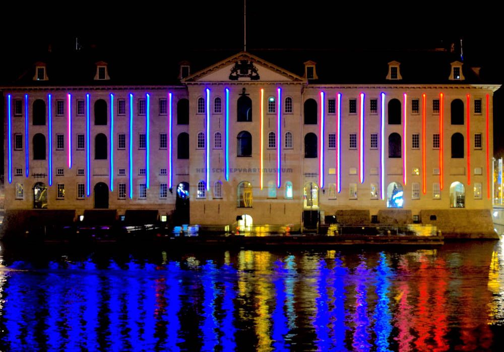 grijsopreis-nederland-highlight-amsterdam-light-festival-2019-scheepvaartmuseum-mobiel