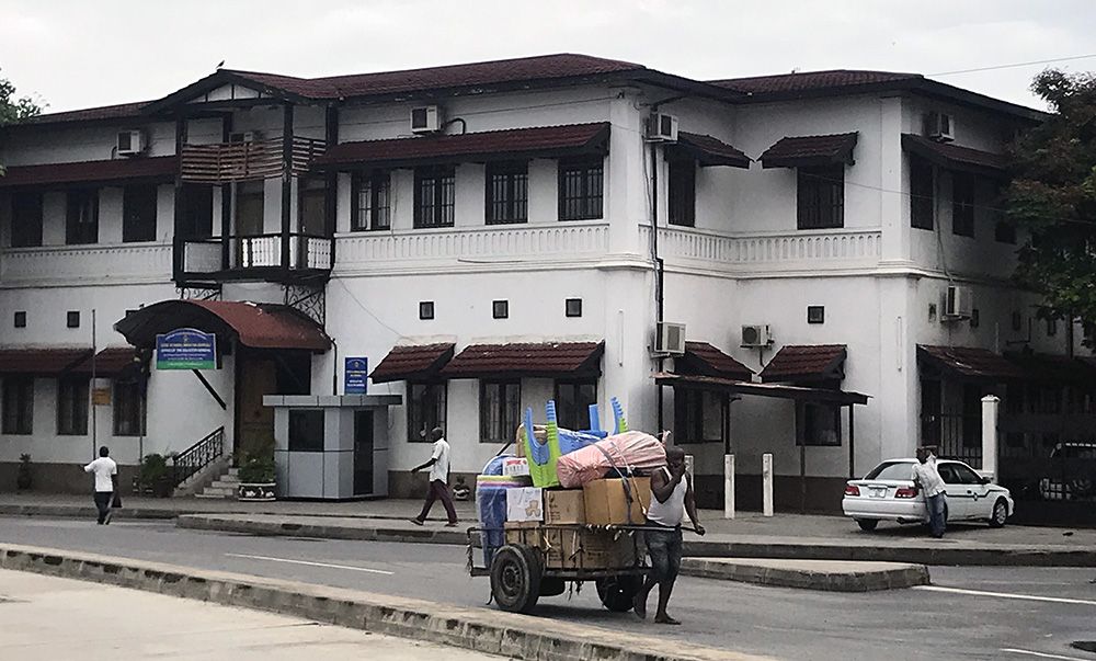 Vervoer door Dar es Salaam, Tanzania