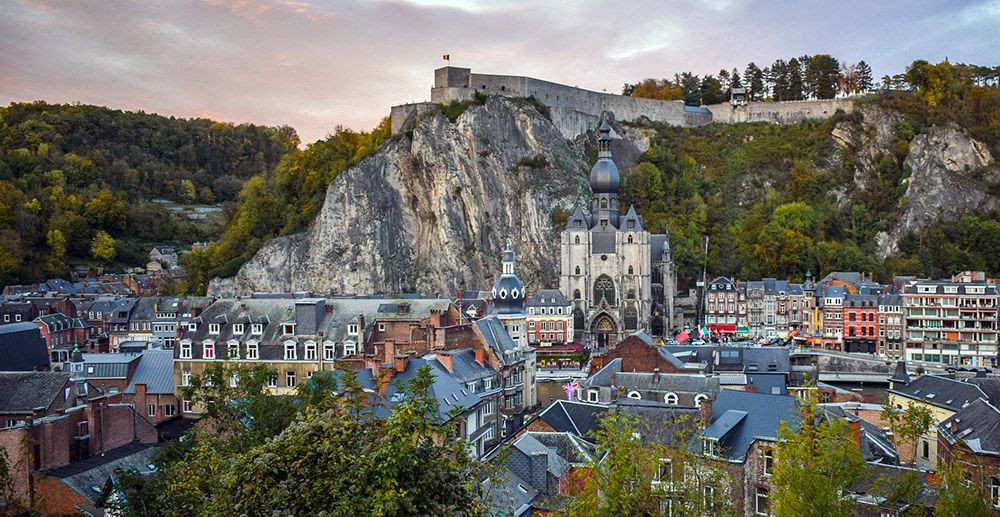 Dinant in de Belgische Ardennen