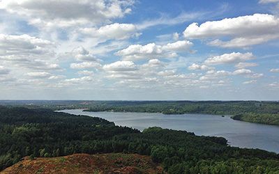 Wandelen in het merengebied bij Silkeborg