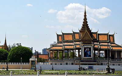 Phnom Penh: Koninklijk Paleis en Zilveren Pagoda