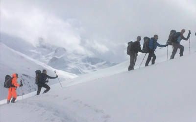 Bergwandeltocht op sneeuwschoenen