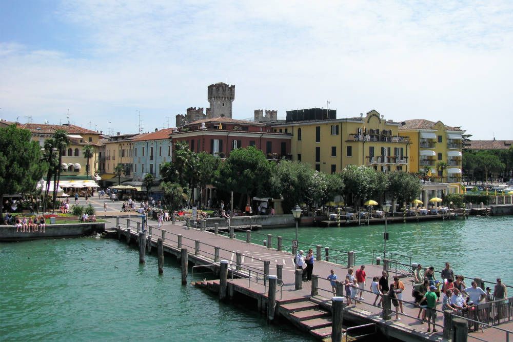 grijsopreis-italie-highlight-gardameer-sirmione-overzicht