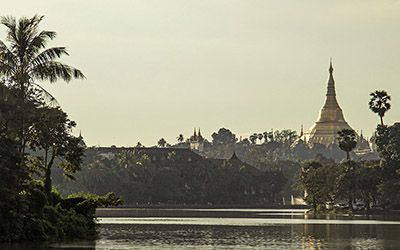 De Shwedagon Paya in Yangon