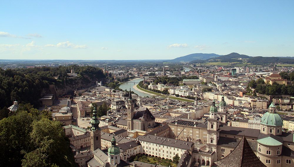 Uitzicht op Salzburg vanaf de Hohensalzburg