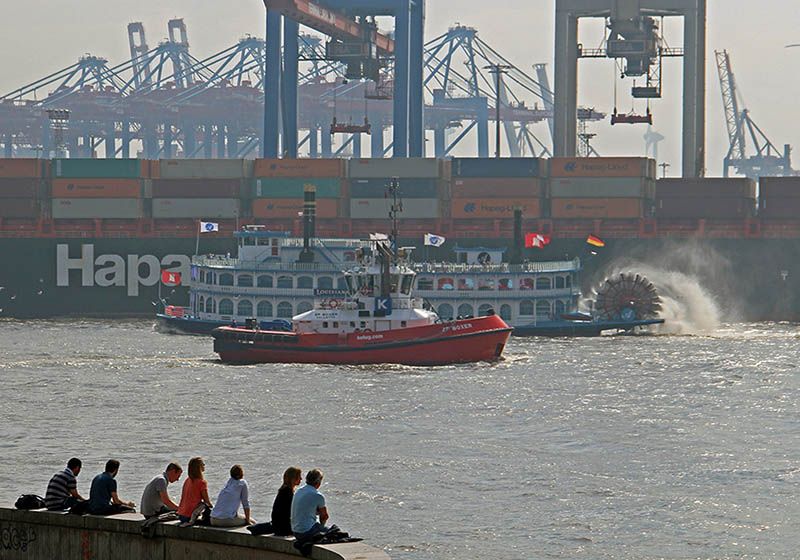 De haven van Hamburg aan de Elbe