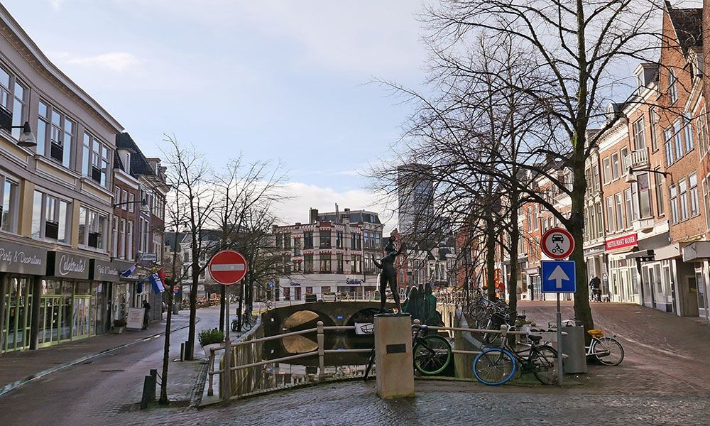 Standbeeld Mata Hari in Leeuwarden