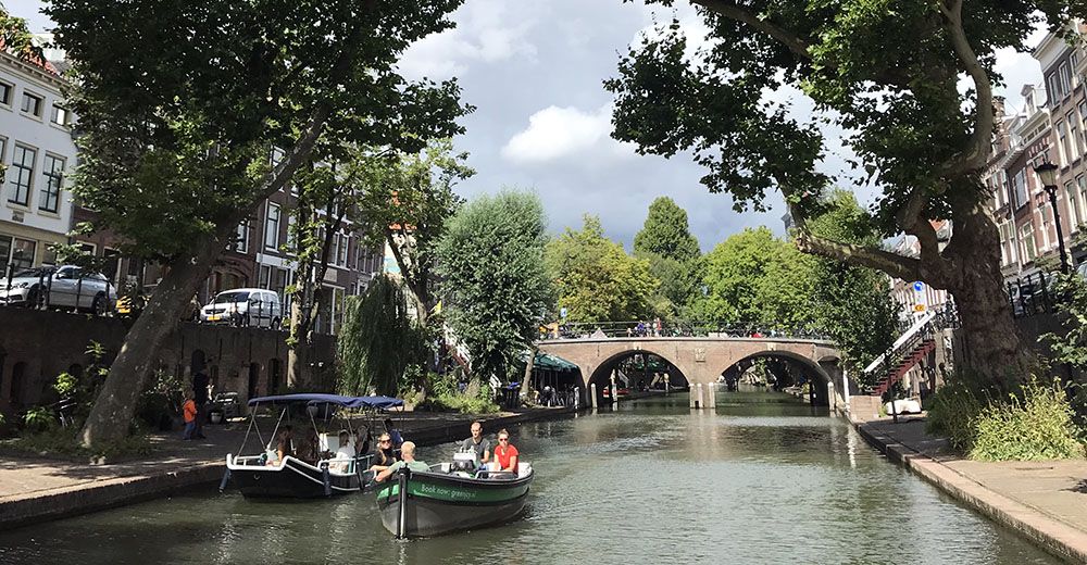 Varen door de grachten van Utrecht