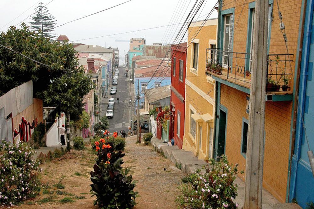 Valparaiso in Chili kent veel kleurrijke gebouwen