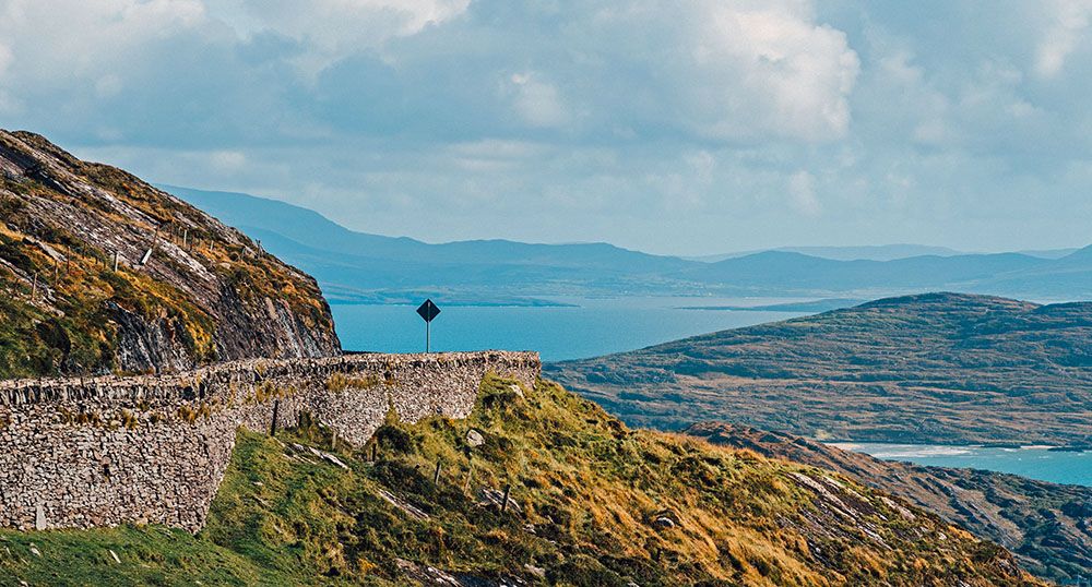 Bergweg aan de Ring of Kerrynsplash