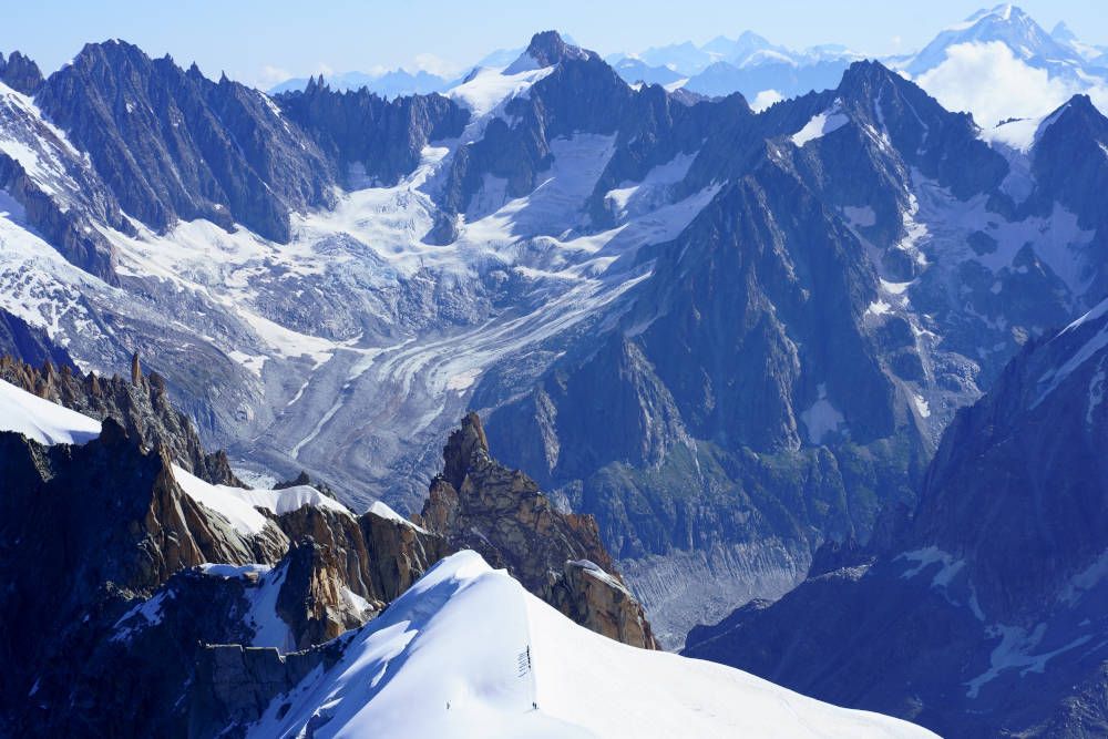 grijsopreis-nieuwsbericht-wintersportgebieden-mont-blanc-mobiel