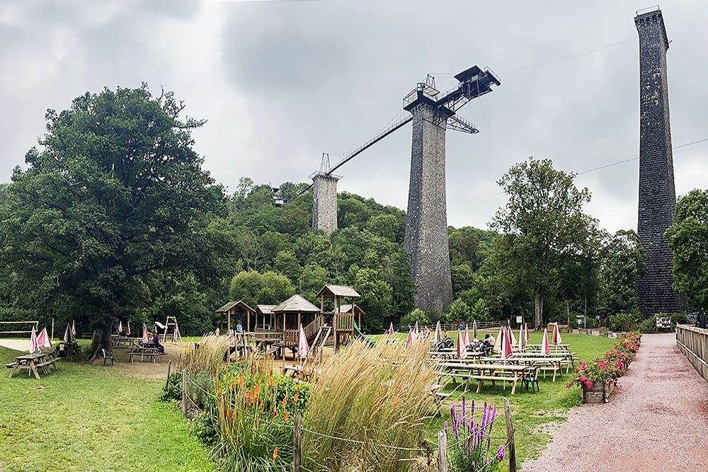 Pilaren van de spoorbrug