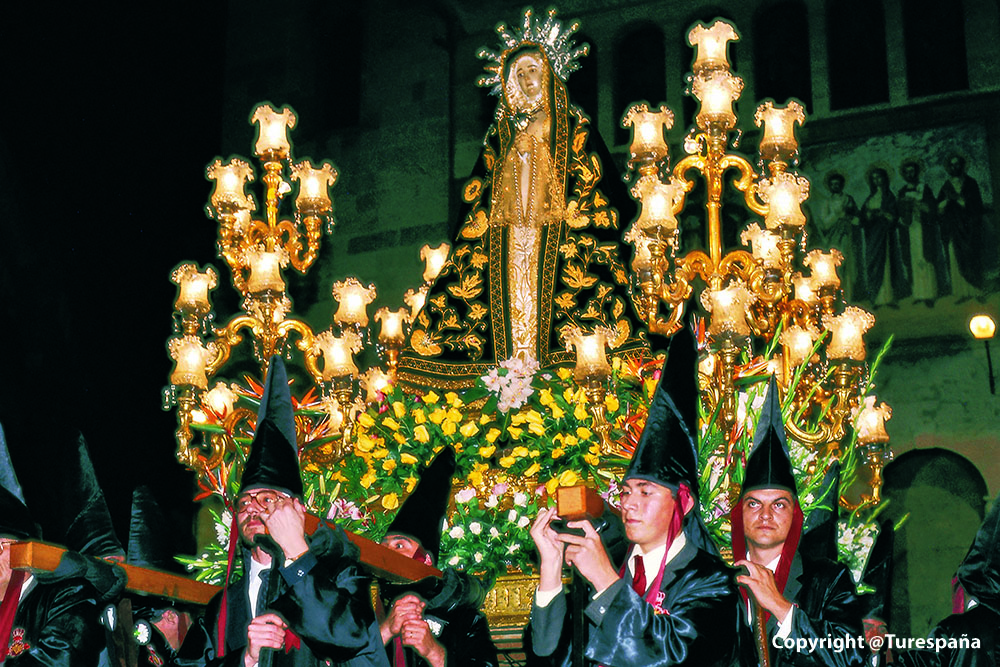 Processie tijdens Semana Santa