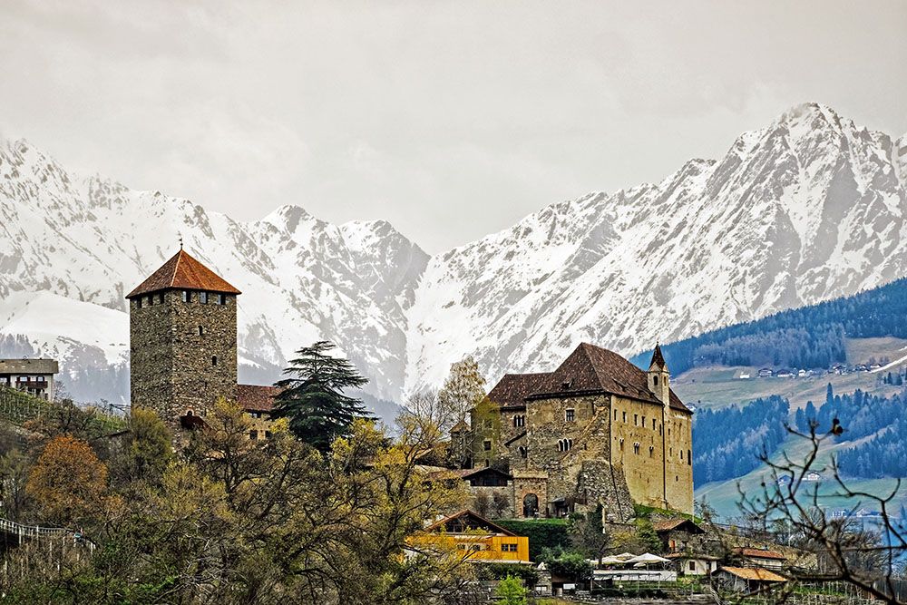 Schloss Tirol