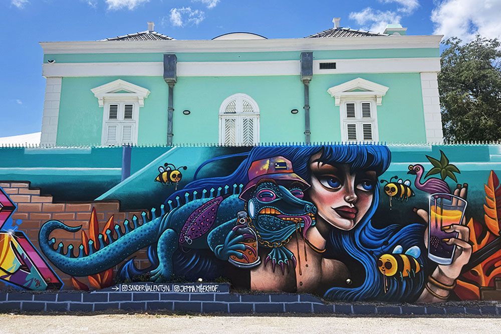 grijsopreis-caribisch-nederland-curacao-highlight-willemstad-deel1-scharloo-mural-mobiel Mural in Scharloo