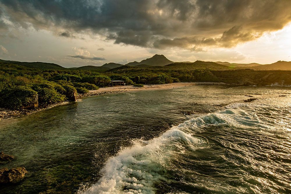 grijsopreis-caribisch-nederland-curacao-zonsondergang-mobiel Zonsondergang