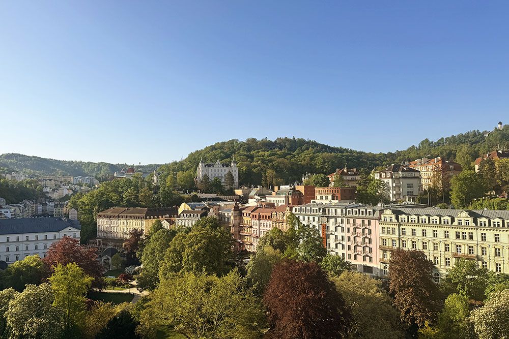 grijsopreis-tsjechie-highlight-karlsbad-uitzicht-vanuit-hotel-mobiel Uitzicht vanuit hotel