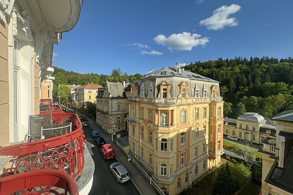 grijsopreis-tsjechie-highlight-marienbad-uitzicht-hotel-mobiel Uitzicht vanuit hotel in Mariënbad