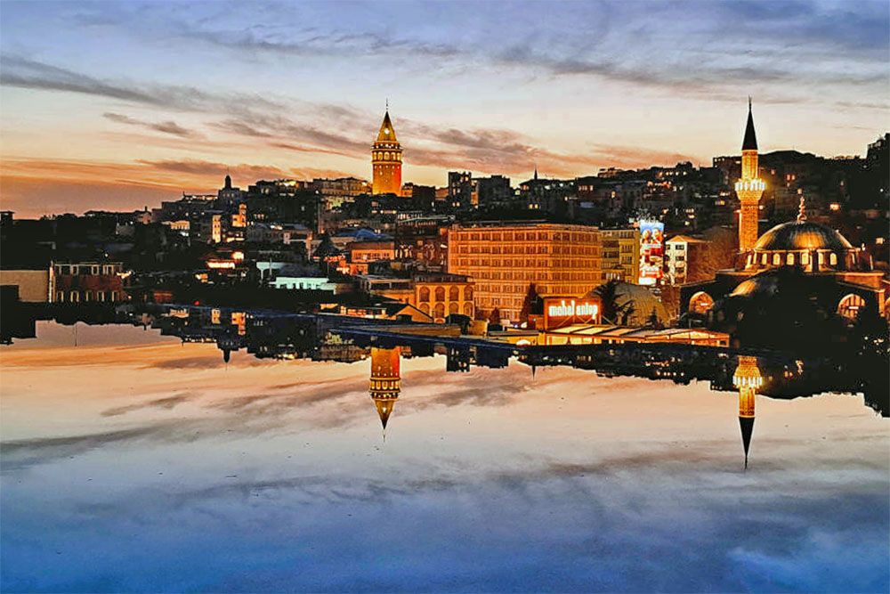 grijsopreis-turkije-hoogtepunten-istanbul-weerspiegeling-mobiel Weerspiegeling Istanbul
