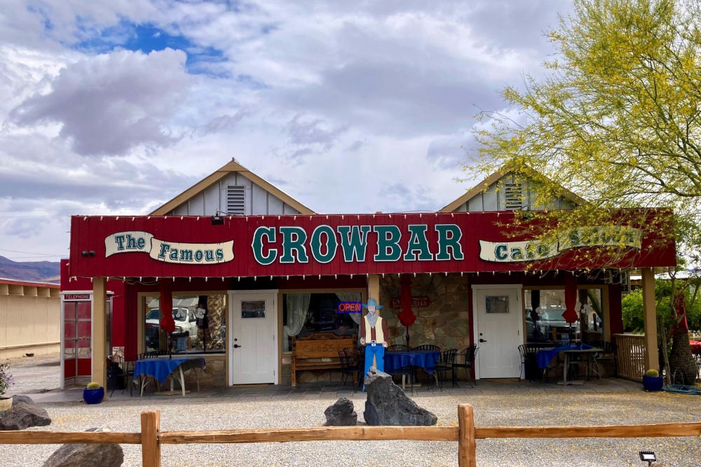grijsopreis-verenigde-staten-mojave-death-valley-crowbar-mobiel