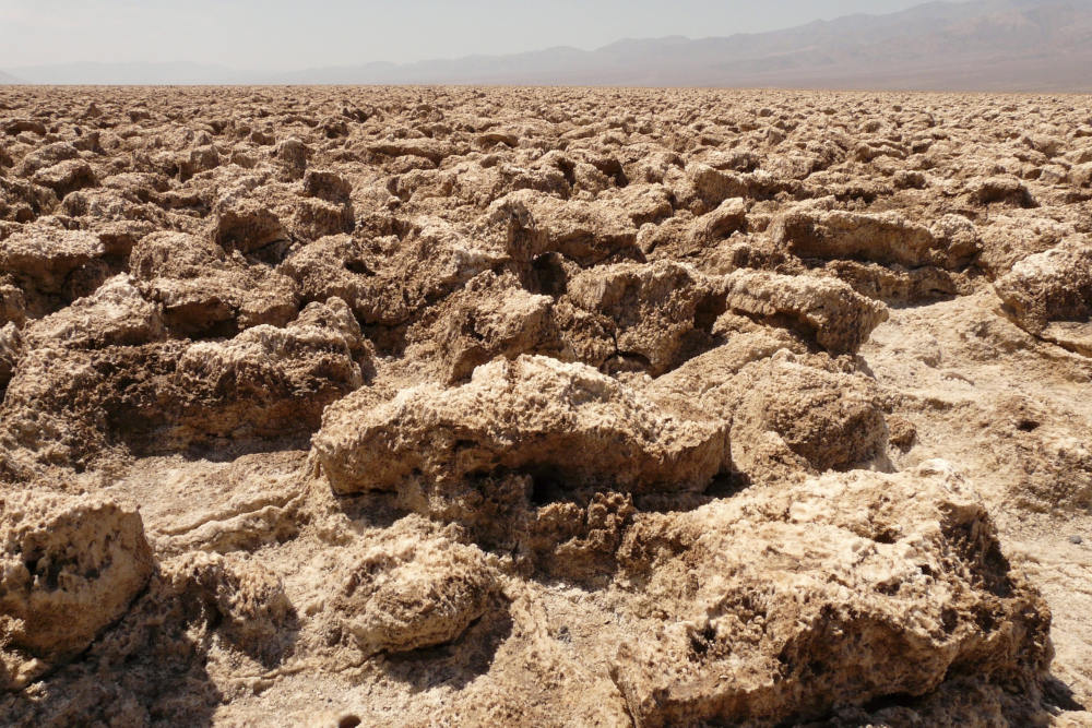 grijsopreis-verenigde-staten-mojave-death-valley-devils-golf-course-mobiel