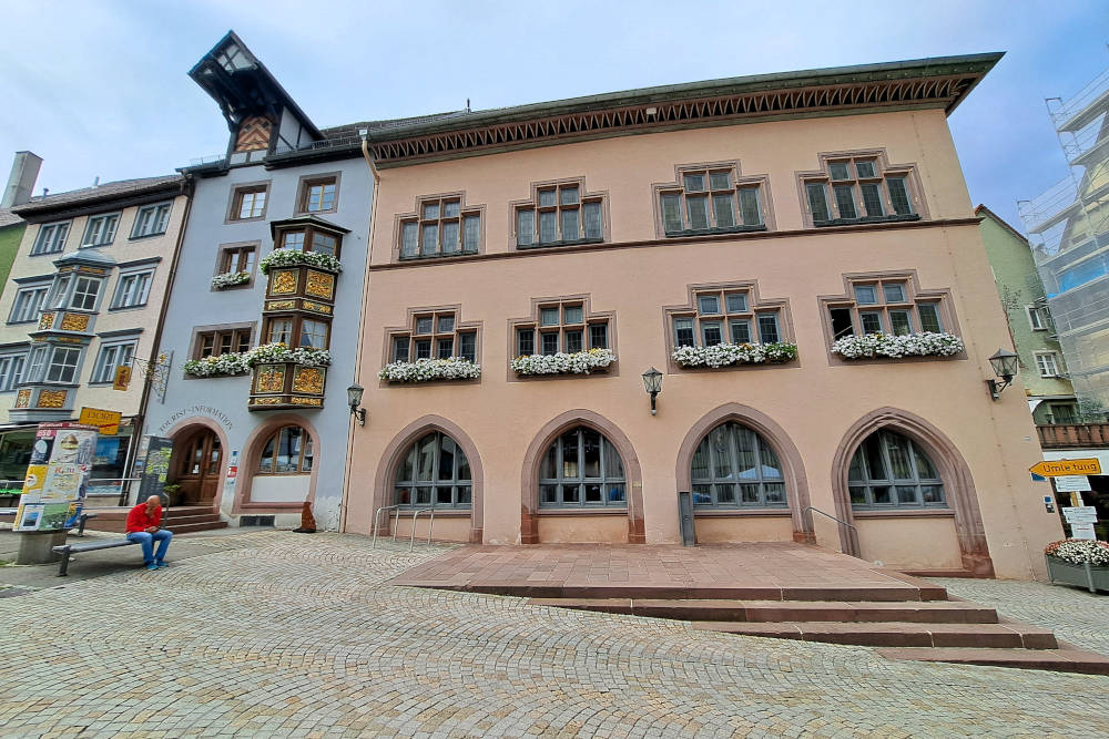 grijsopreis-duitsland-rottweil-raadhuis-mobiel