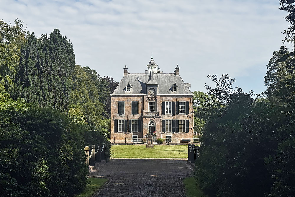 grijsopreis-nederland-highlight-pieterpad-etappe13-huis-den-bramel-mobiel Huis den Bramel
