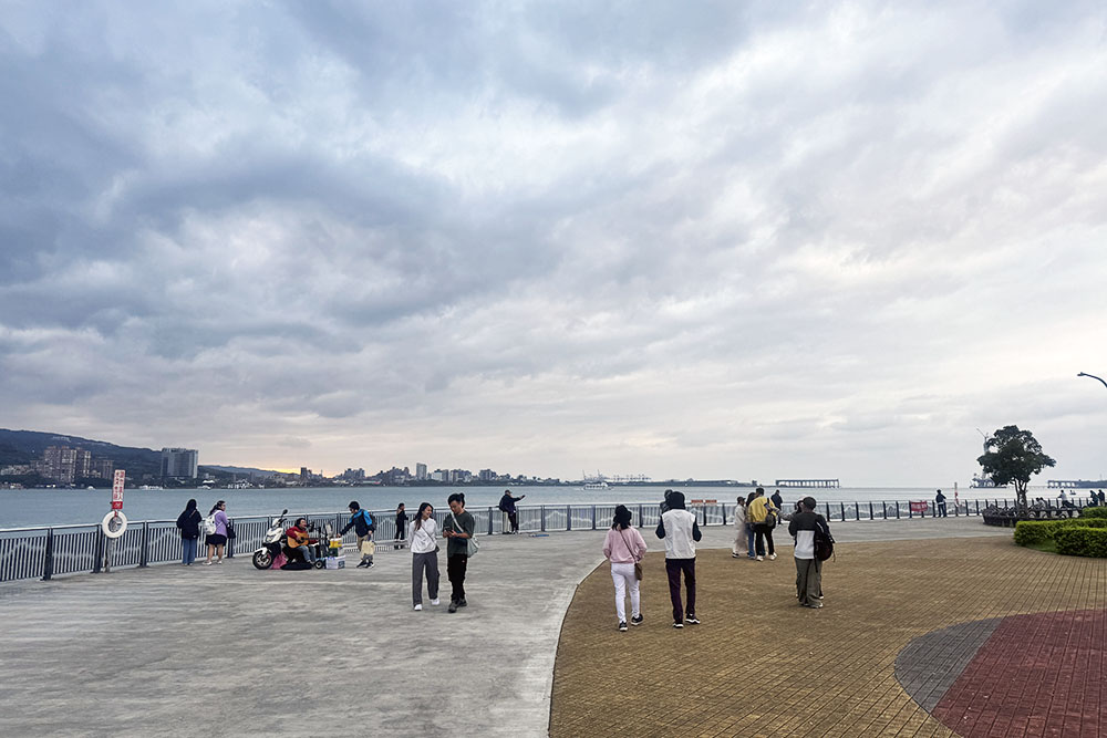 grijsopreis-taiwan-highlight-tamsui-boulevard-mobiel Boulevard in Tamsui