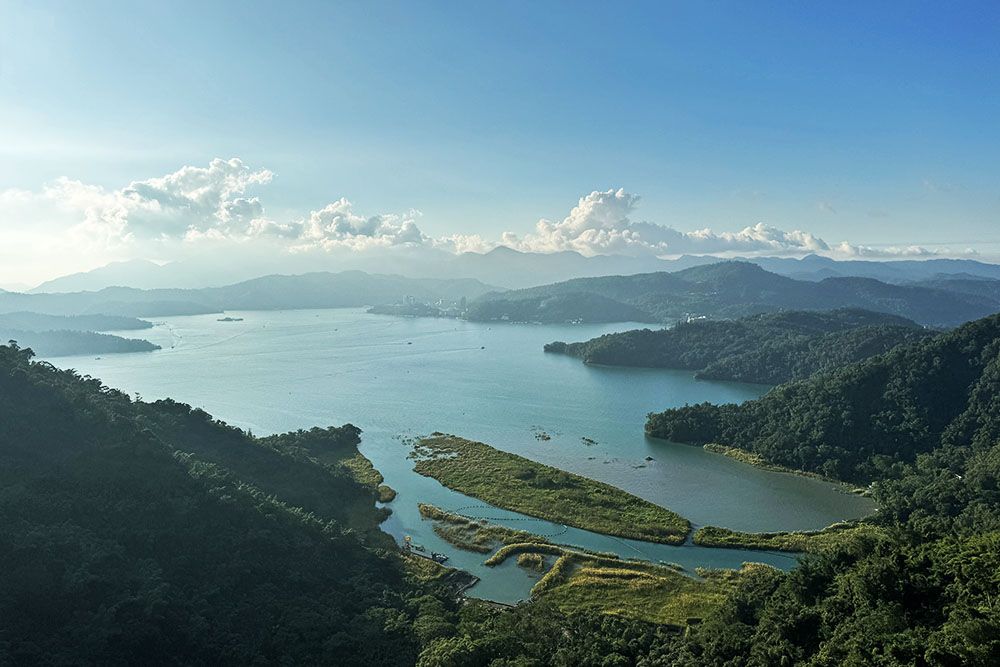 grijsopreis-taiwan-highlight-sun-moon-lake-uitzicht-vanuit-kabelbaan Uitzicht vanuit kabelbaan