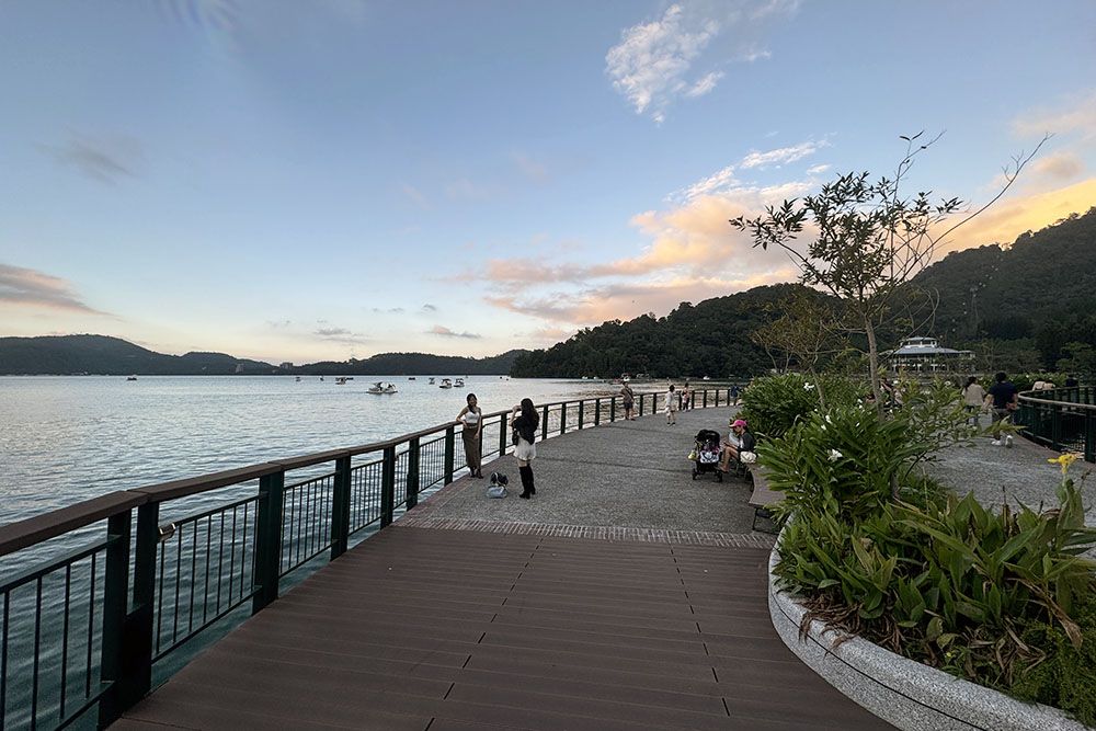 grijsopreis-taiwan-highlight-sun-moon-lake-zonsondergang Zonsondergang in Ita Thao