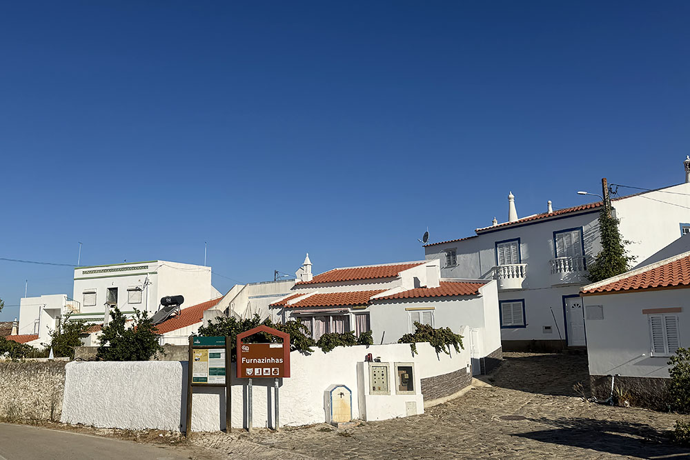 grijsopreis-portugal-highlight-via-algarviana-wandelingen-rondwandeling-furnazinhas2 Zandpad