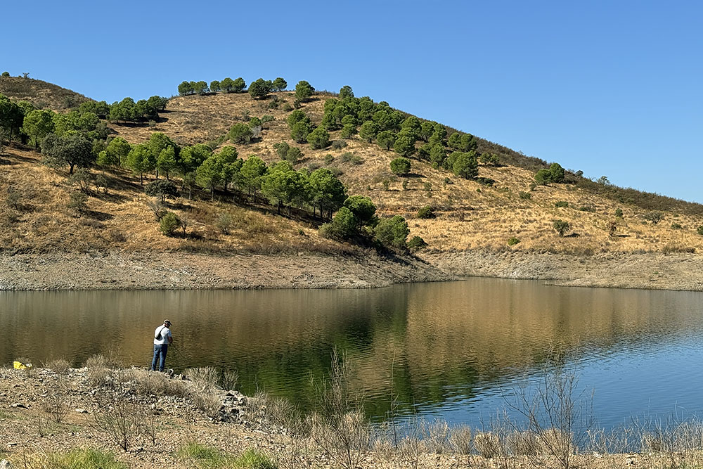 grijsopreis-portugal-highlight-via-algarviana-wandelingen-rondwandeling-visser Visser