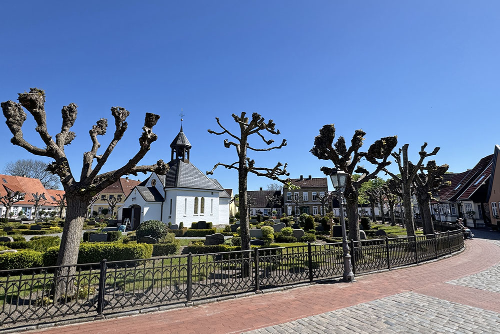 Begraafplaats in Holm