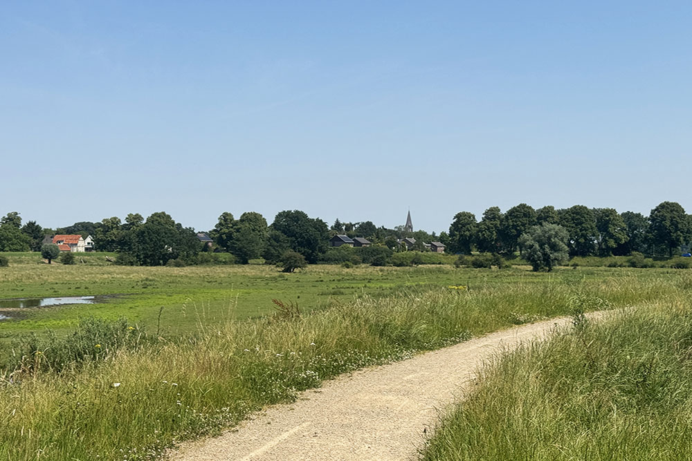 Gennep in de verte